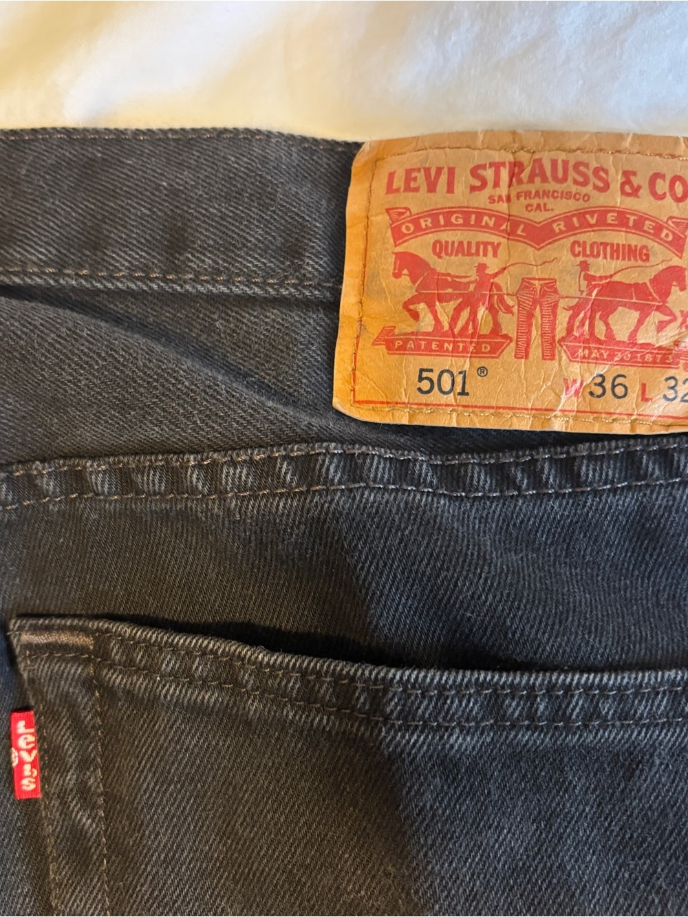 Levi's 501 Men's Straight Jeans in Black